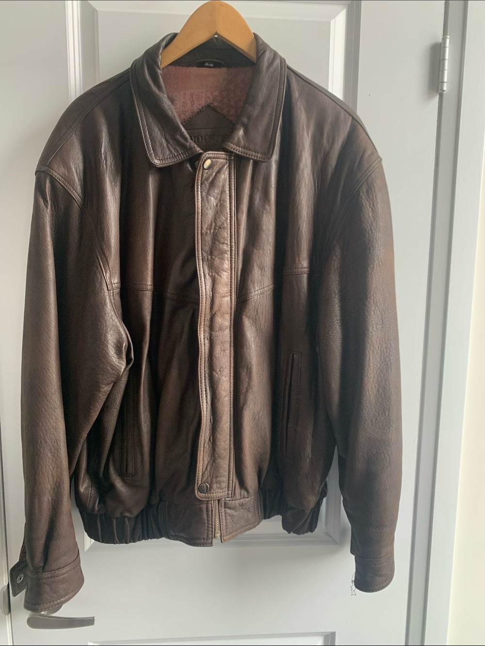 Men's Vintage Brown Leather Bomber Jacket